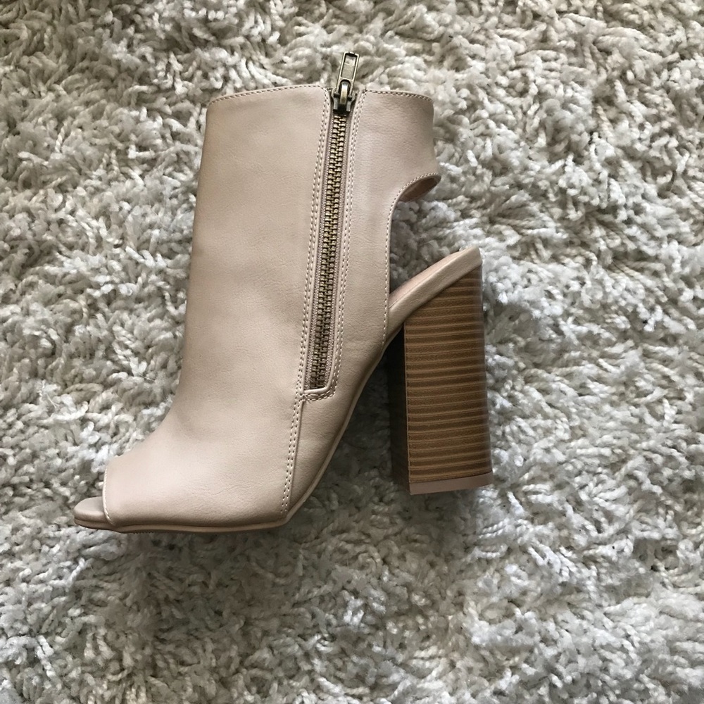 Nude Heels